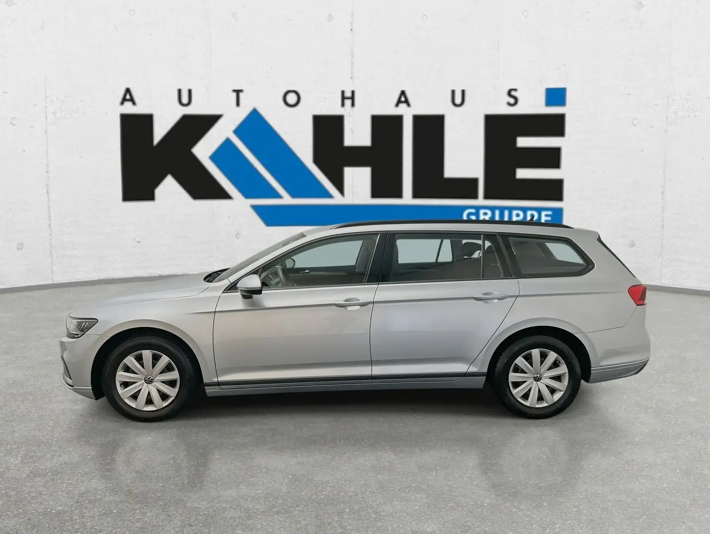 Volkswagen Passat Variant Conceptline 2.0TDI Klima Navi LED Argent - 2