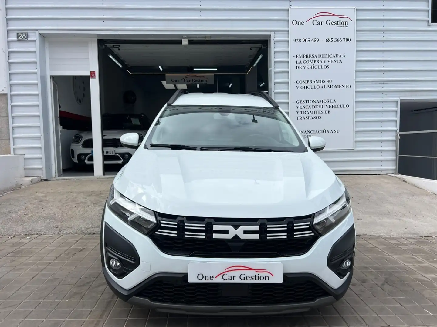 Dacia Jogger 1.0 TCe Expression 7pl. Wit - 2