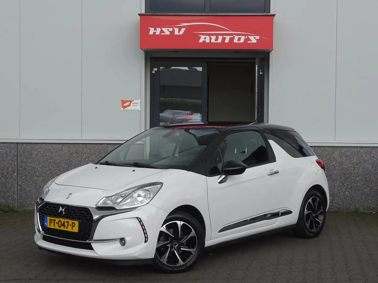 DS Automobiles DS 3 1.2 PureTech Business navi LM 3e eig org NL Wit - 1