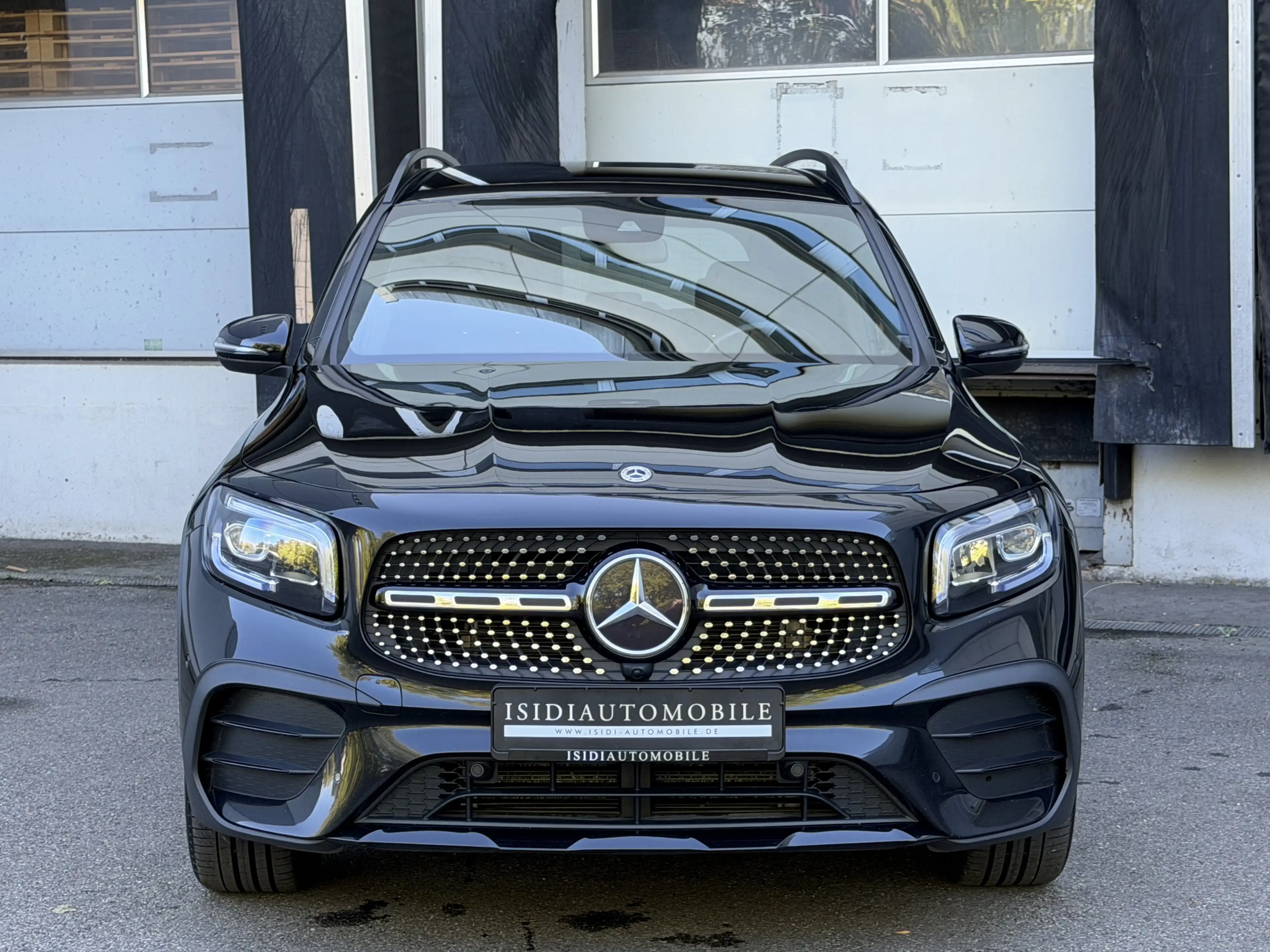 Mercedes-Benz GLB 220 D AMG LED Night MBUX Kamera AHK-Schwenk — photo 10