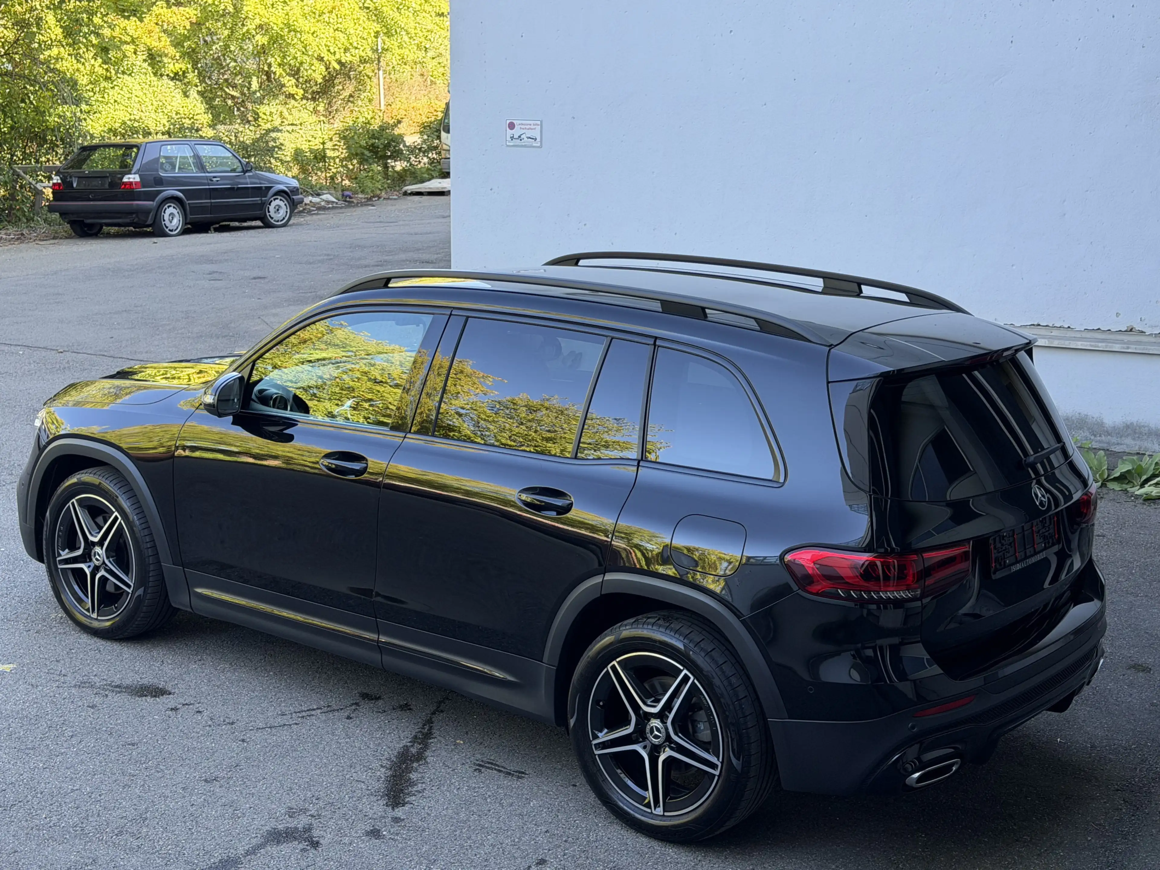 Mercedes-Benz GLB 220 D AMG LED Night MBUX Kamera AHK-Schwenk — photo 4