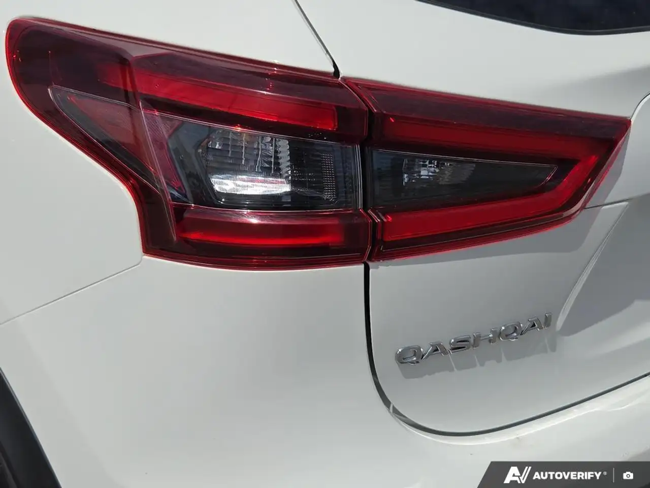 Nissan Qashqai снимка Nissan Qashqai