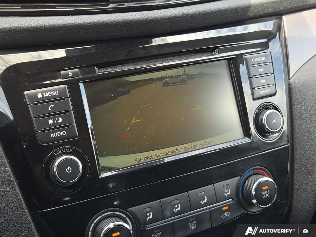 Nissan Qashqai снимка Nissan Qashqai