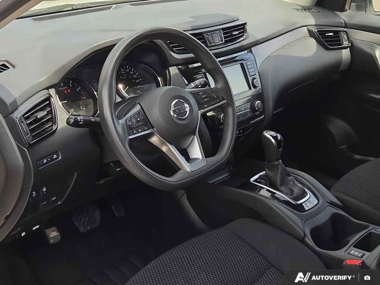 Nissan Qashqai снимка Nissan Qashqai