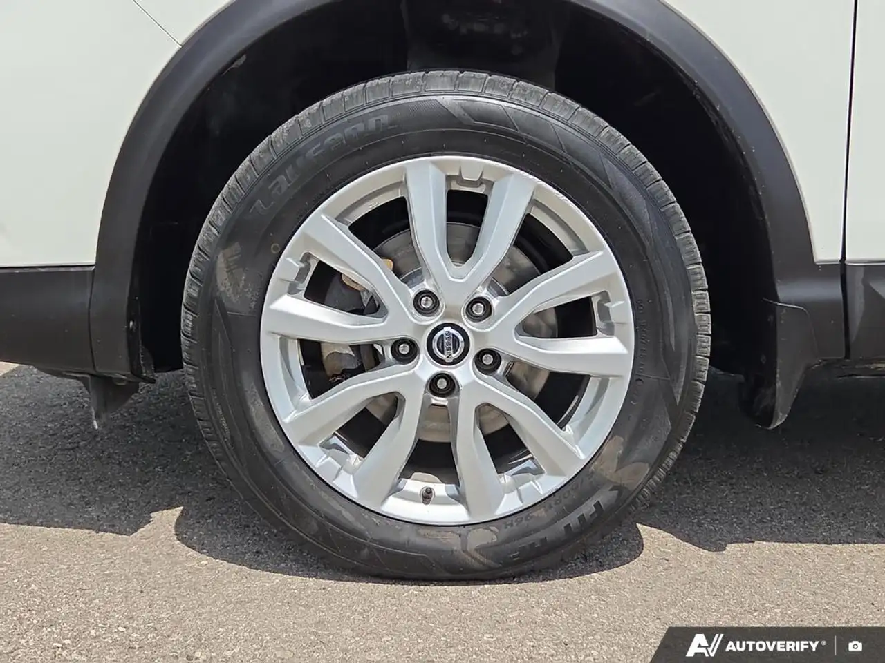 Nissan Qashqai снимка Nissan Qashqai