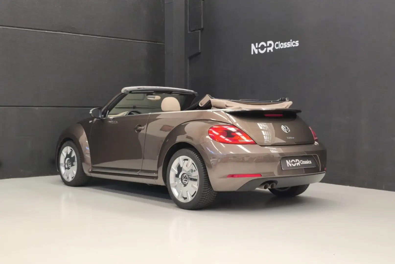 Volkswagen Beetle 1.4 TSI Fender Edition - 2