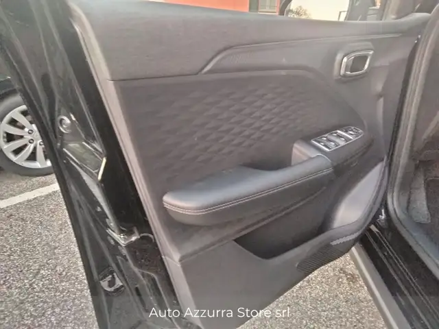 DR Automobiles DR3 view 8