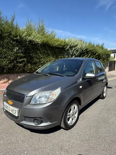 Chevrolet Aveo 2011, foto 2