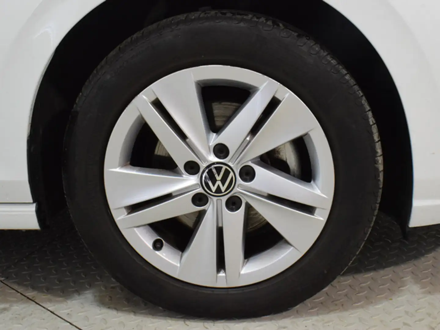 Volkswagen Golf Variant 1.0 eTSI Life DSG 81kW Blanco - 2
