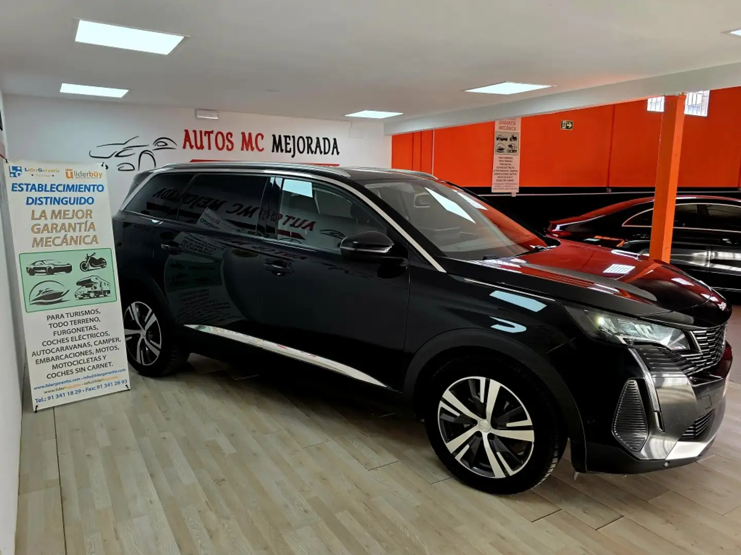 Peugeot 5008 1.5BlueHDi S&S Allure 130 Noir - 2