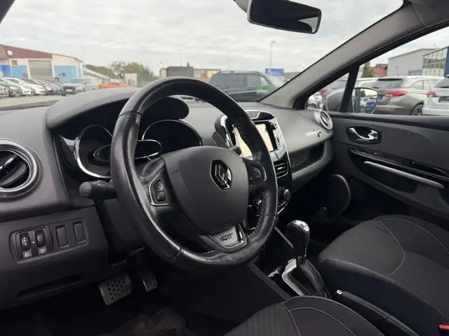 Renault Clio view 11