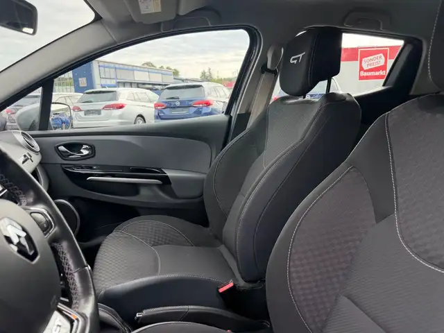 Renault Clio view 10