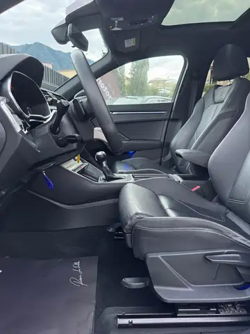 Audi Q3 view 6