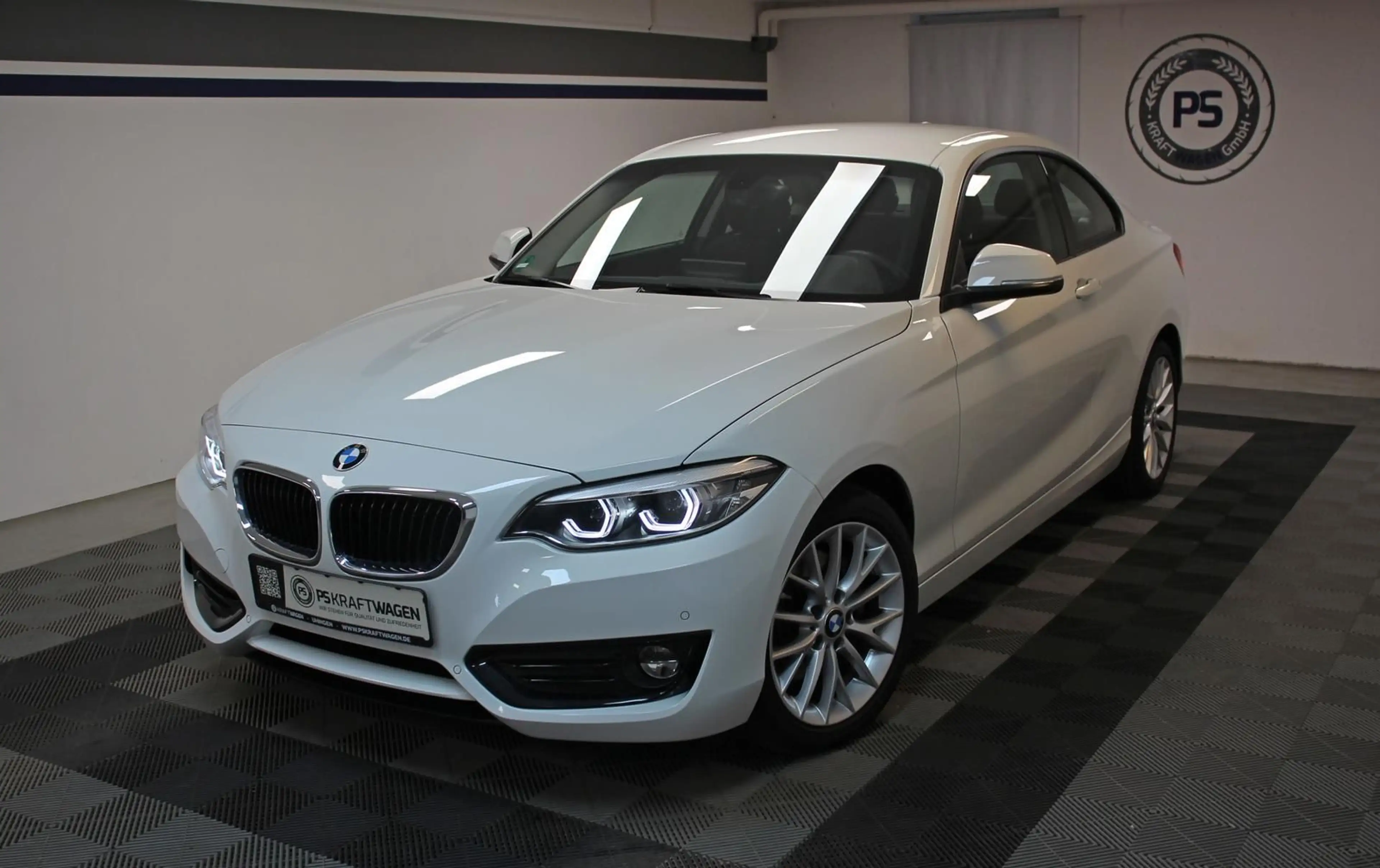 BMW 220 i Coupe Aut. *LED/KAMERA/H&K/NEUWERTIG/1HAND*
