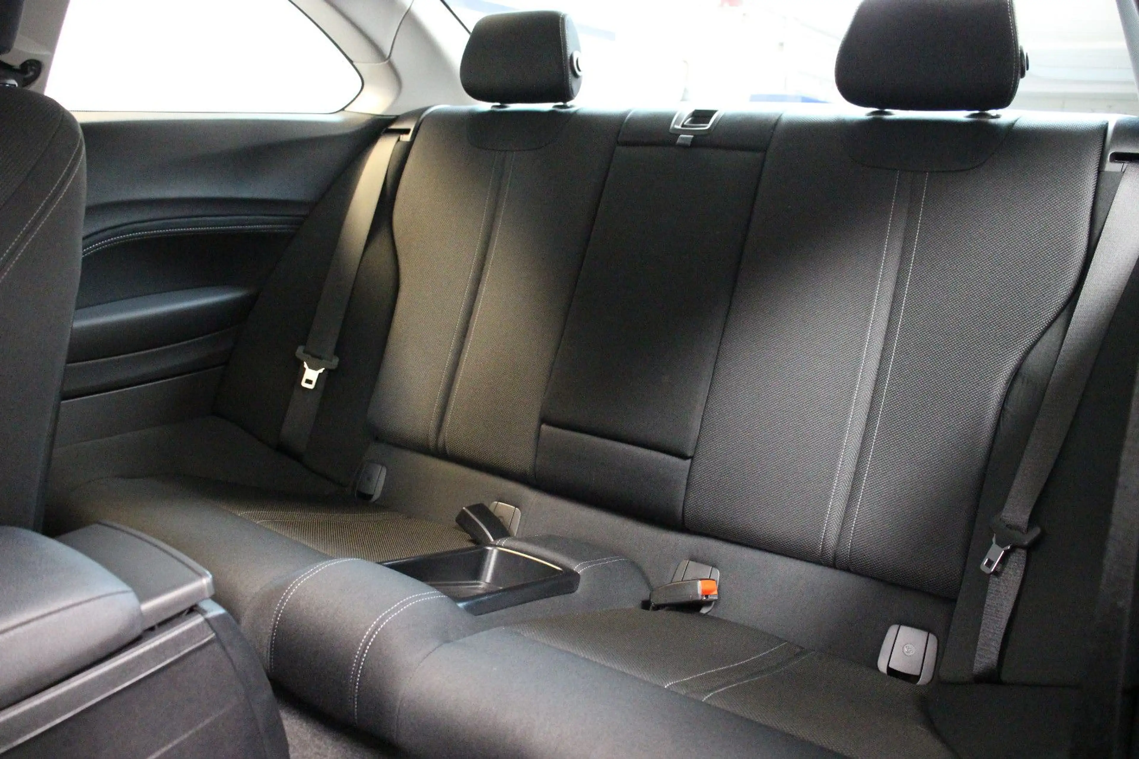 BMW 220 i Coupe Aut. *LED/KAMERA/H&K/NEUWERTIG/1HAND* — photo 13