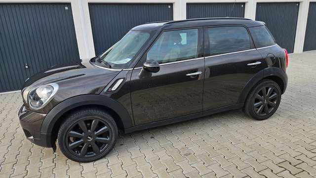 Imagine MINI Cooper SD Countryman LEDER NAVI PANO 18"