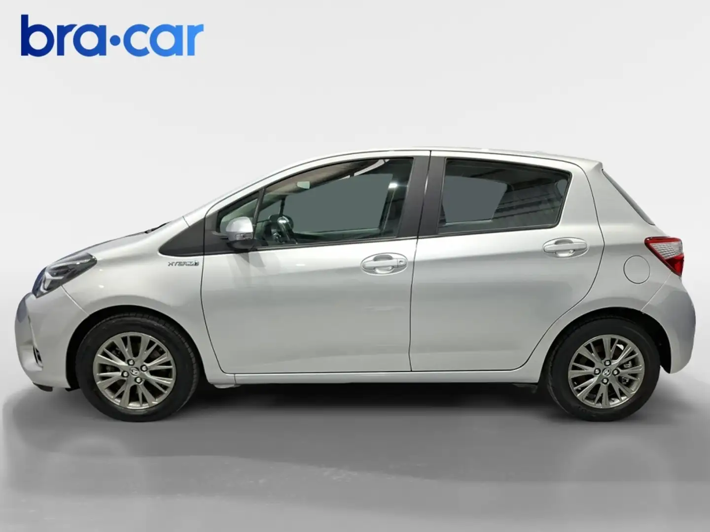 Toyota Yaris 100H 1.5 Active Gris - 2