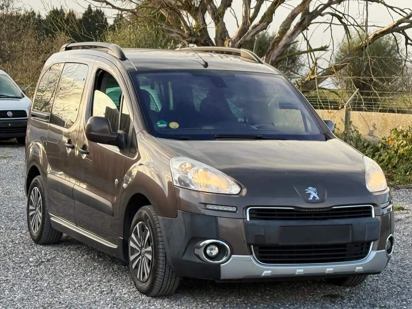 Peugeot Partner Partner Tepee 1.6 e-HDi Style STT - 2