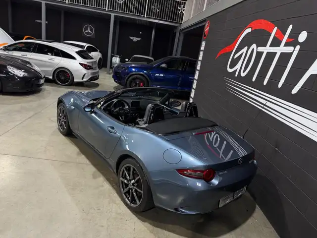 Mazda MX-5 view 6