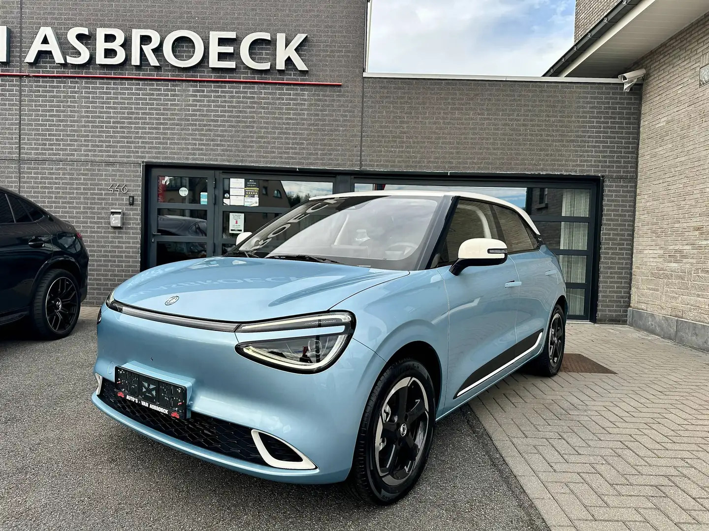 Dongfeng Box Box 42.3 kW Premium Edition Premium Edition Blau - 1