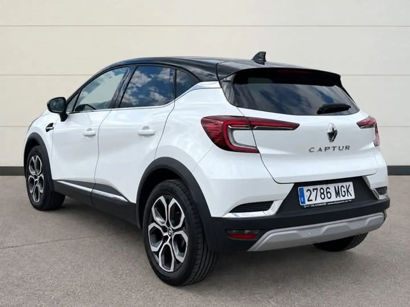 Renault Captur 1.3 TCE 103KW TECHNO FAST TRACK 140 5P Blanco - 2