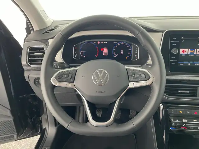 Volkswagen T-Cross view 13