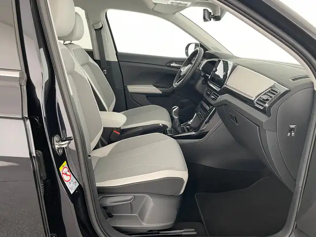 Volkswagen T-Cross view 10