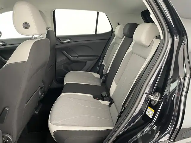 Volkswagen T-Cross view 11