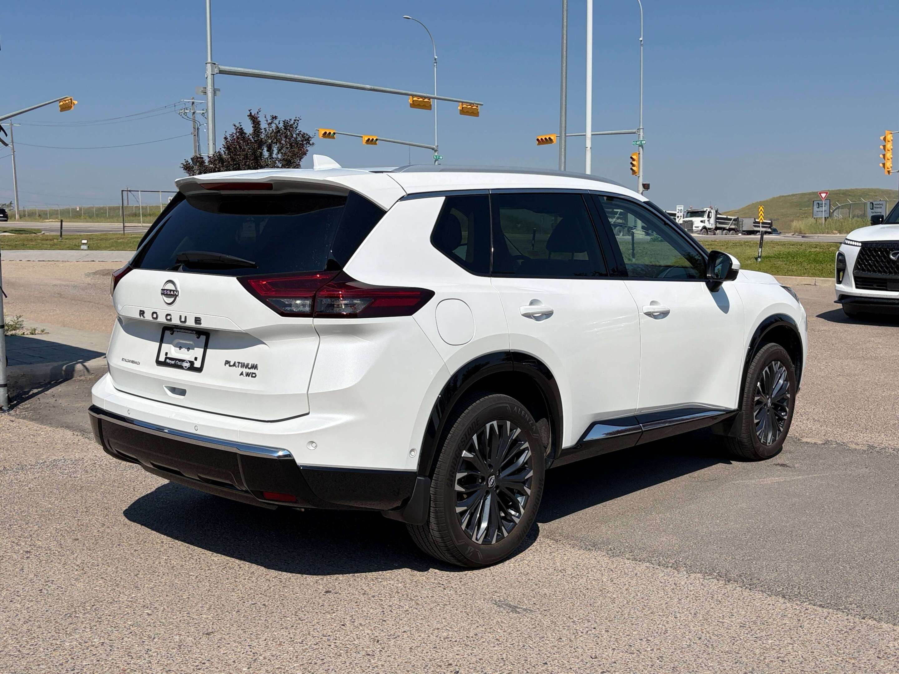 2024 Nissan Rogue AWD Platinum - TOP TRIM / LOADED ! — снимка 1