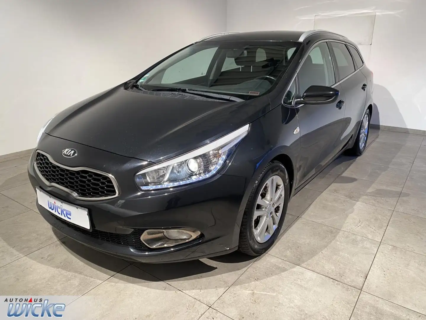 Kia Ceed SW / cee'd SW Ceed Sportswagon 1.4 Dream Team NAVI KLIMA PDC LM Noir - 2