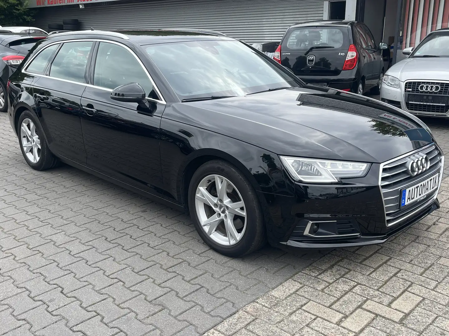 Audi A4 2.0 TDI AVANT Sport ultra ACC*AUTOAMTIK*NAVI Schwarz - 2