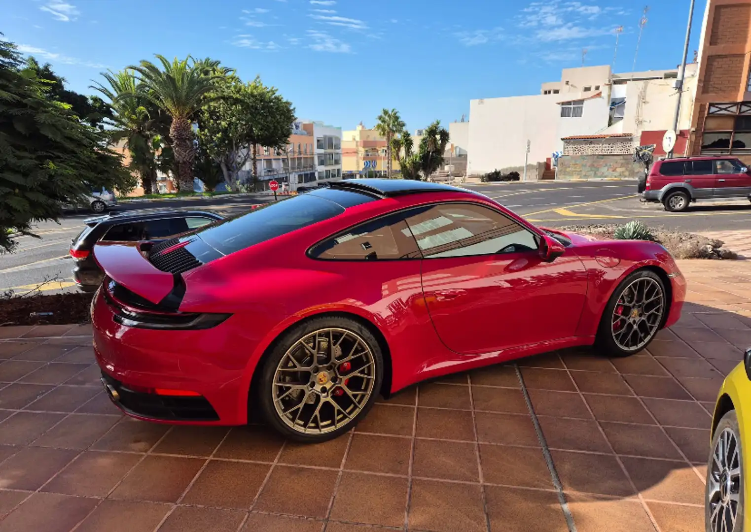 Porsche 992 Carrera S Coupé Rojo - 1