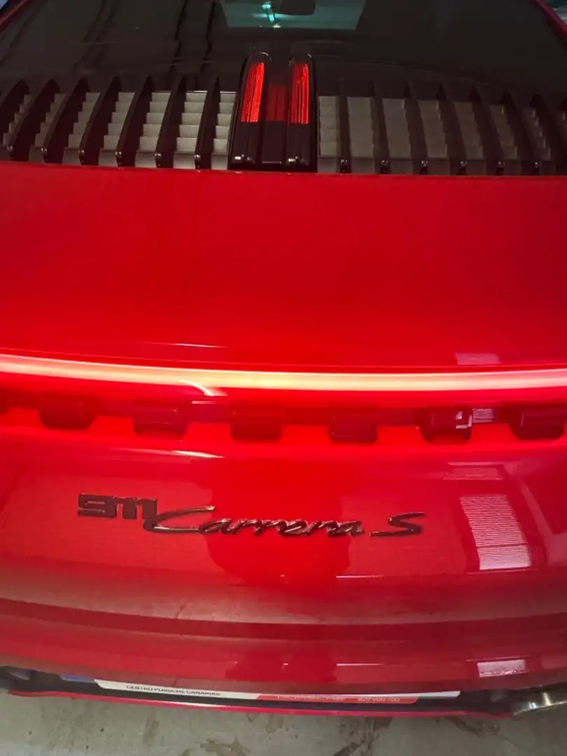 Porsche 992 Carrera S Coupé Rojo - 2