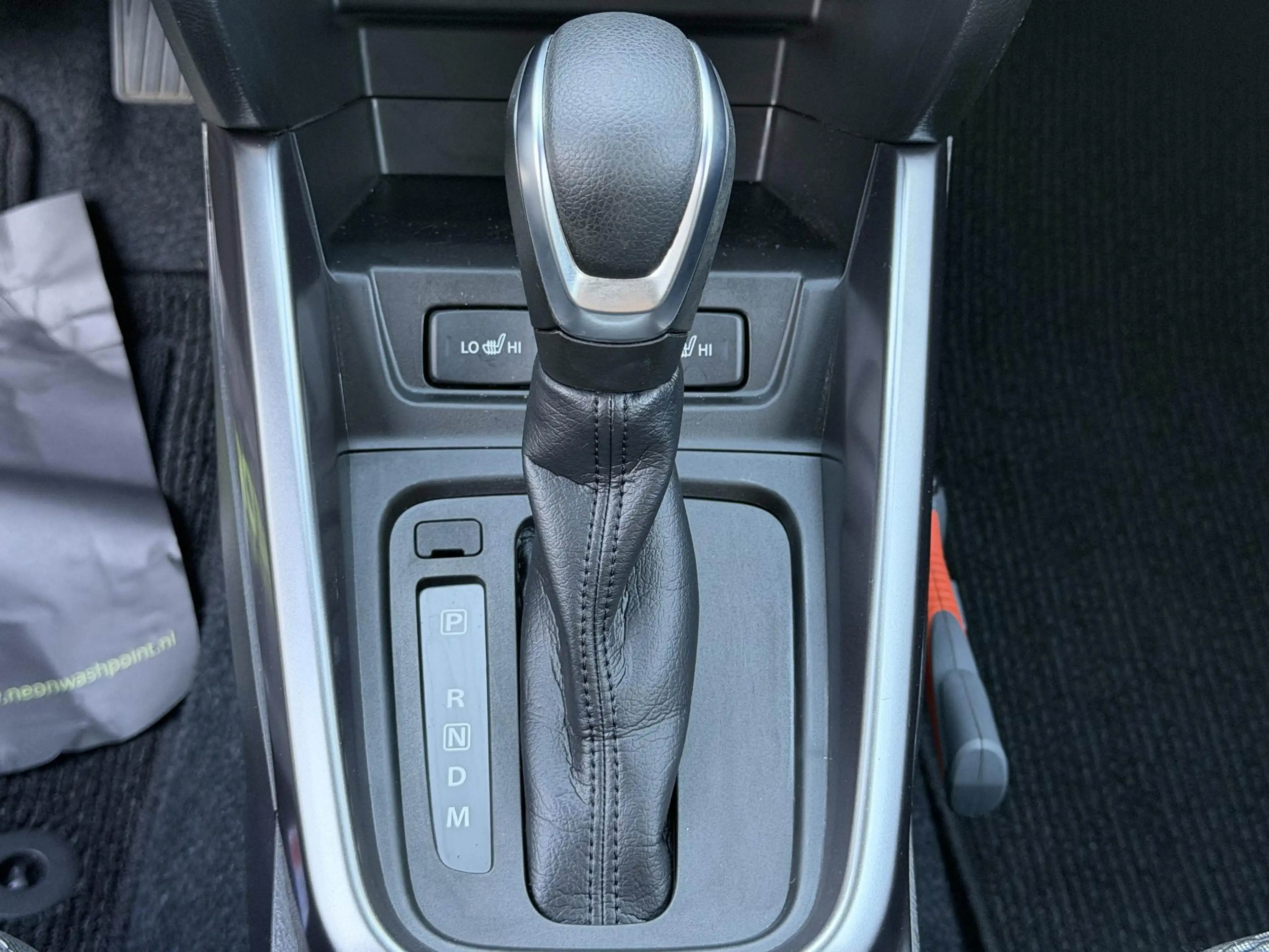 Suzuki Vitara 1.5 Hybrid Select — photo 11