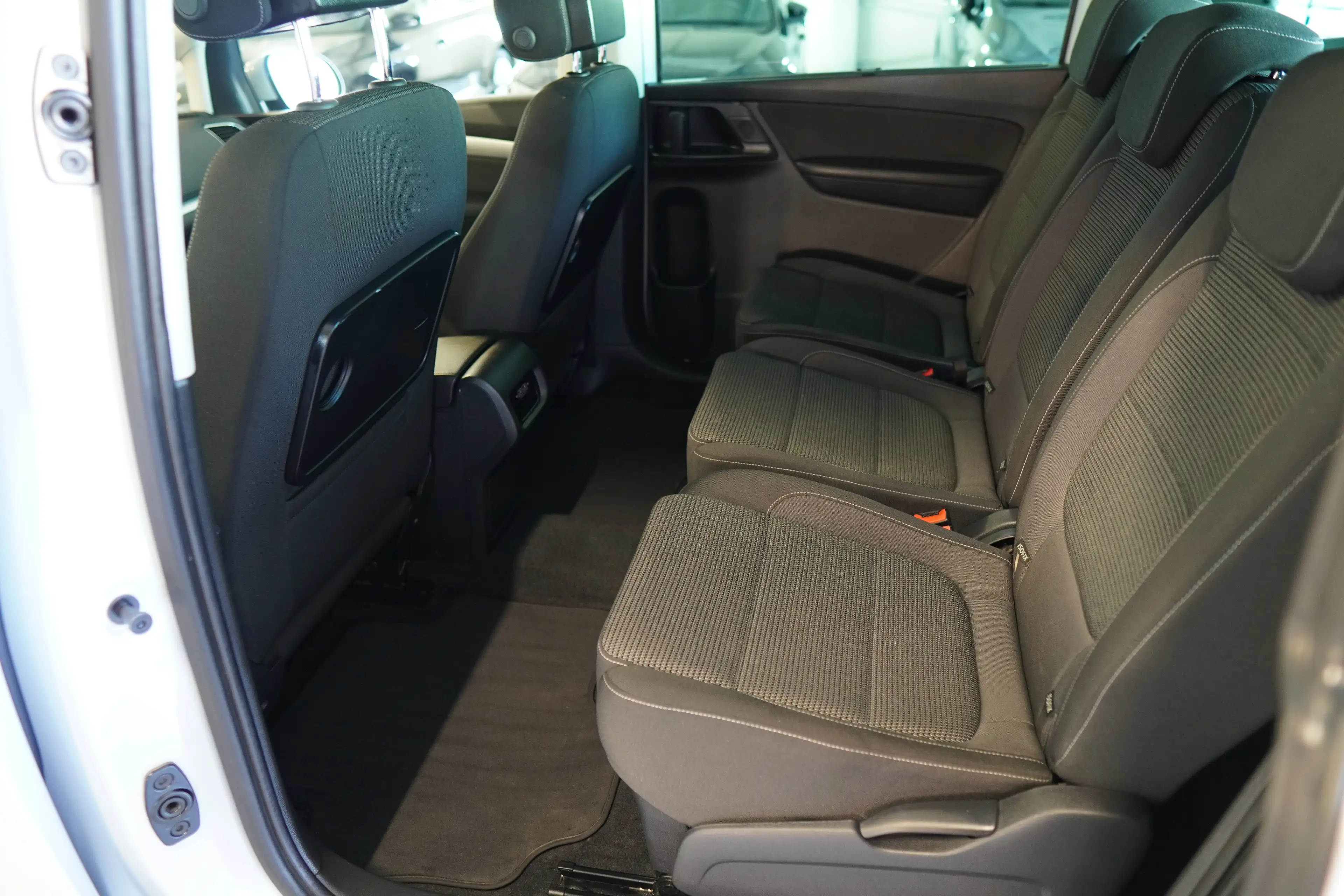 Volkswagen Sharan Comfortline BMT SCR 2,0 TDI 7 SITZE PANO NAVI AHK — photo 12