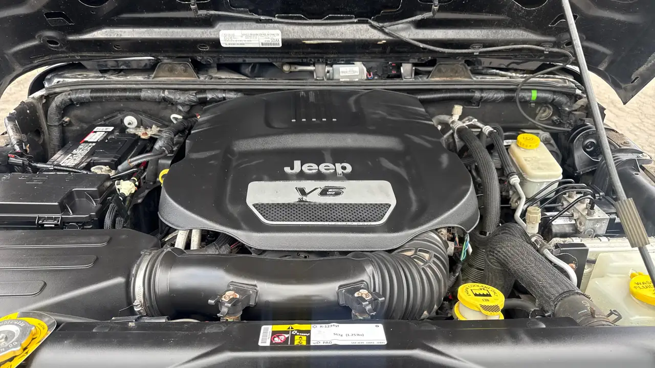 Jeep Wrangler снимка Jeep Wrangler
