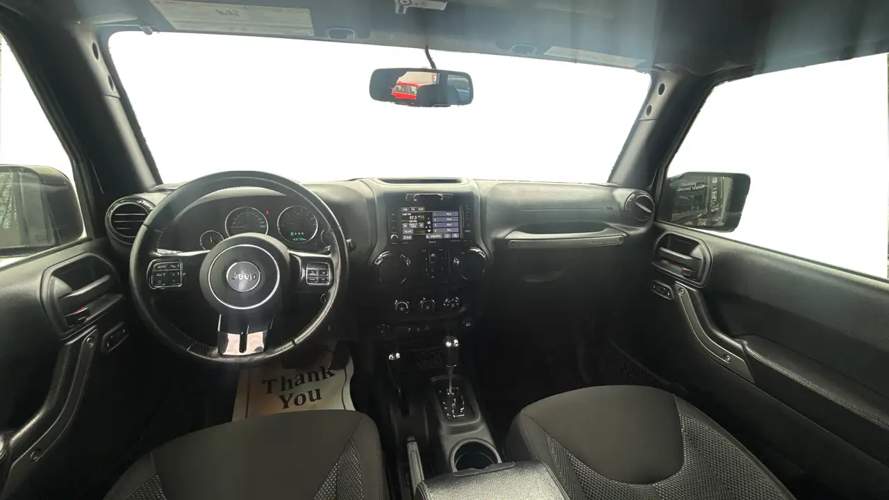Jeep Wrangler снимка Jeep Wrangler