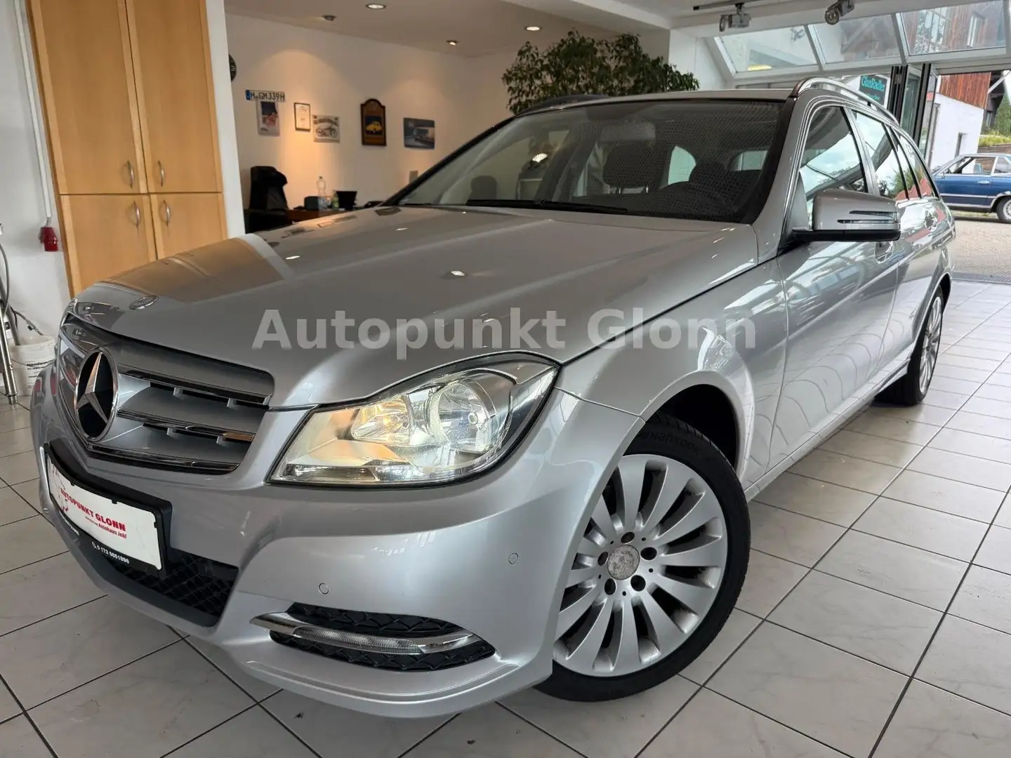 Mercedes-Benz C 180 C -Klasse T-Modell C 180 CGI BlueEfficiency*AHK Silber - 1