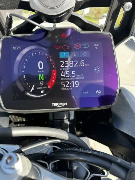 Triumph Tiger 900 - foto 5
