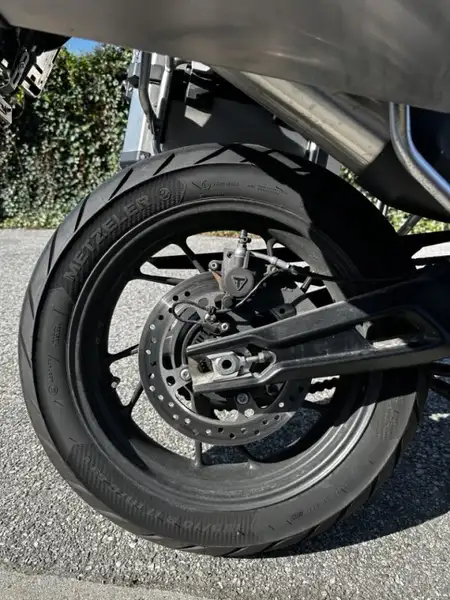 Triumph Tiger 900 - foto 3