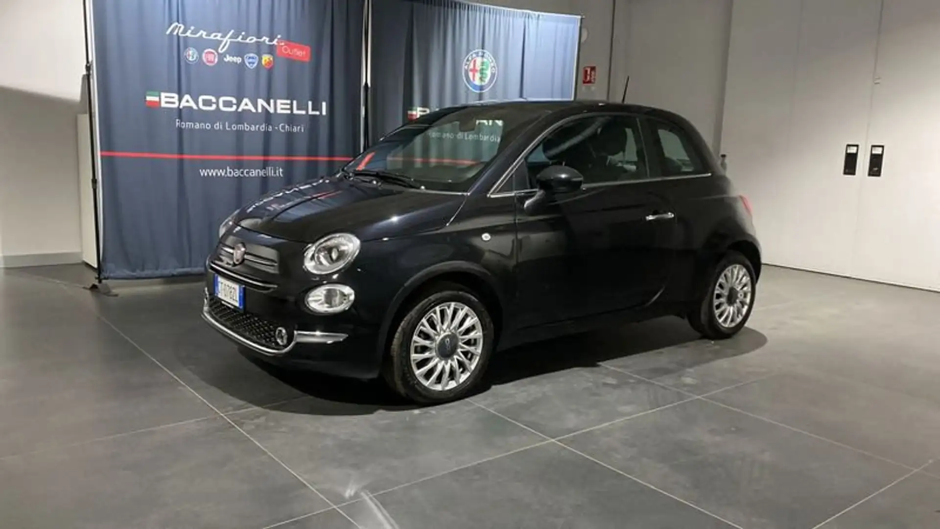Fiat 500 1.0 Hybrid Dolcevita Nero - 1