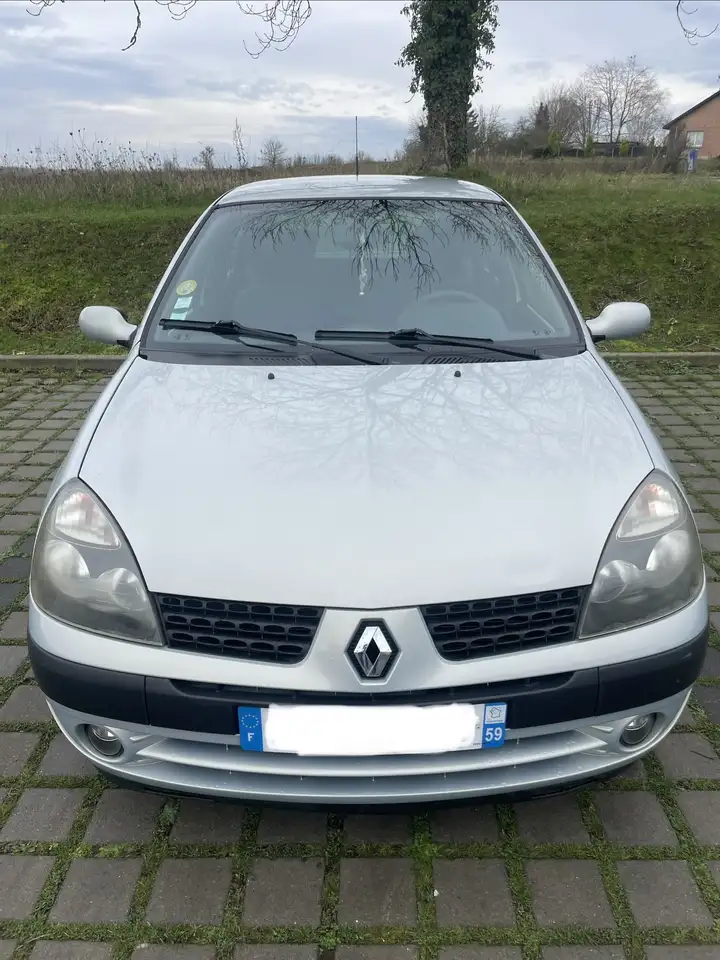 Renault Clio 1.2i 16VExpression