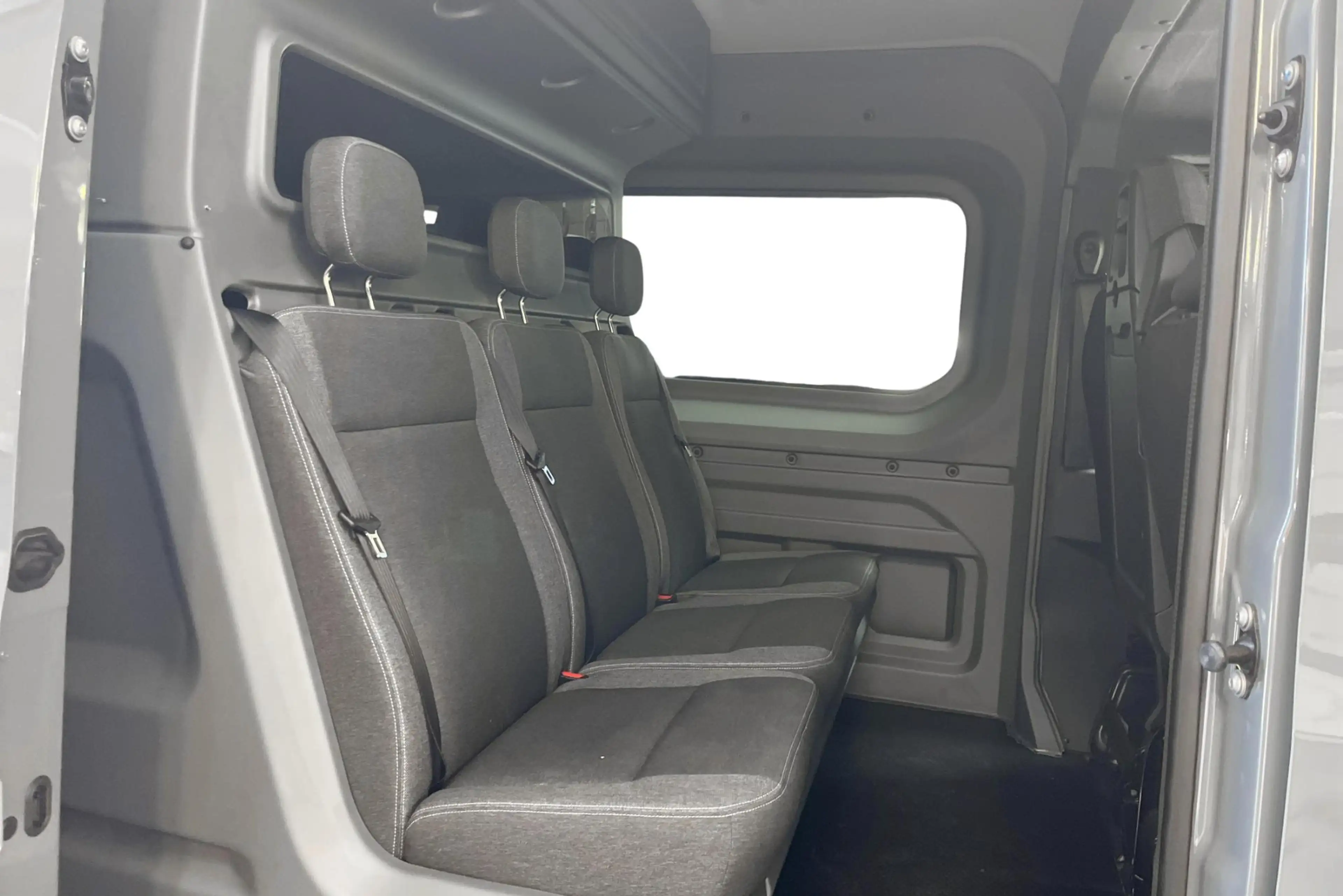 Nissan Interstar L3H2 3.5T 2,0 dCi 150 N-Connecta dubbele cabine 6 — photo 7