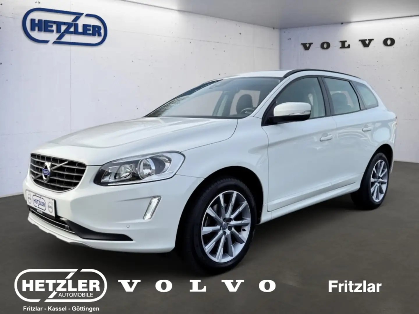 Volvo XC60 Kinetic AWD El. Panodach Navi Soundsystem Sperrdif Blanc - 1