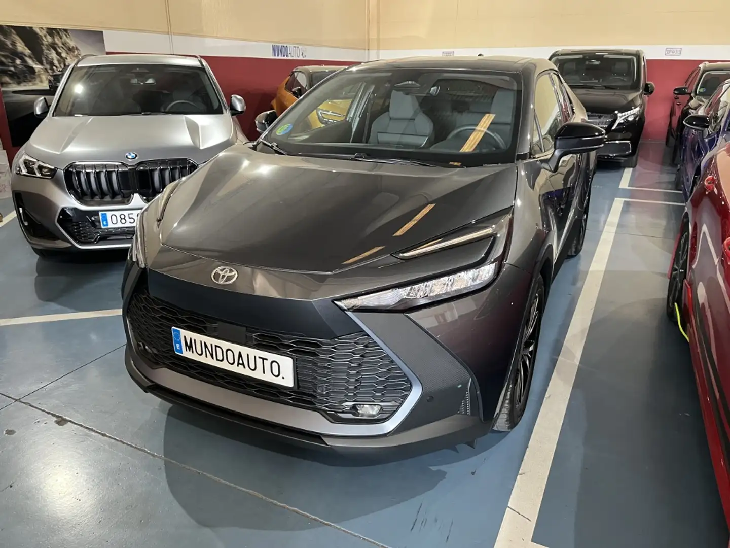 Toyota C-HR 140H Advance Gris - 1