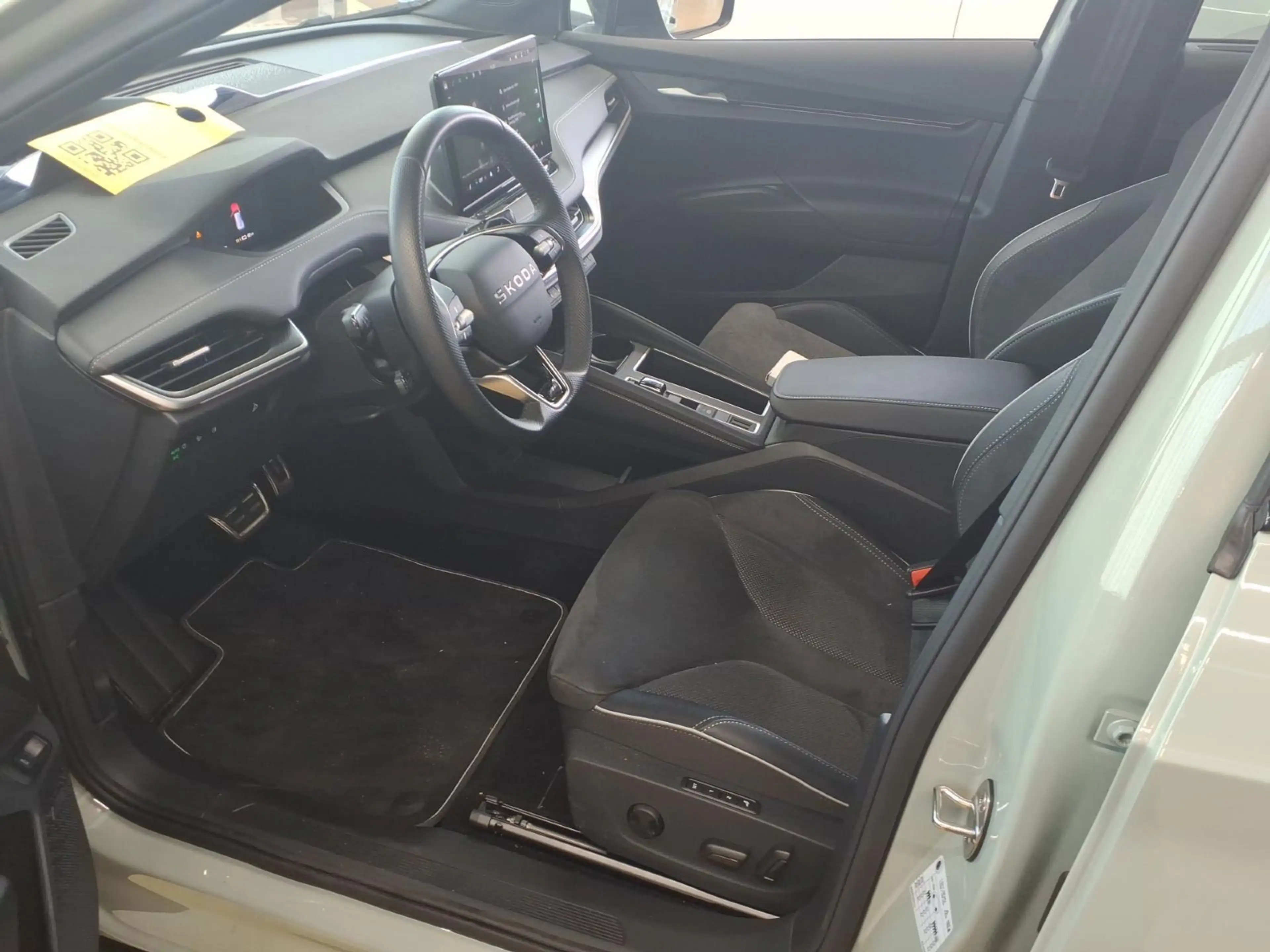 Skoda Elroq 85 SPORTLINE NAVI AHK KAMERA KLIMA — photo 4