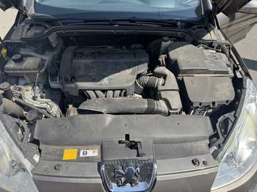 2.0i 16v ST Confort