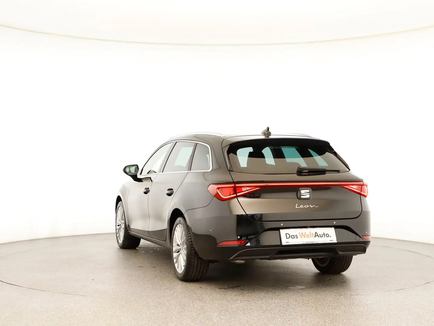 SEAT Leon Xcellence 1.5 TSI ACT Schwarz - 2