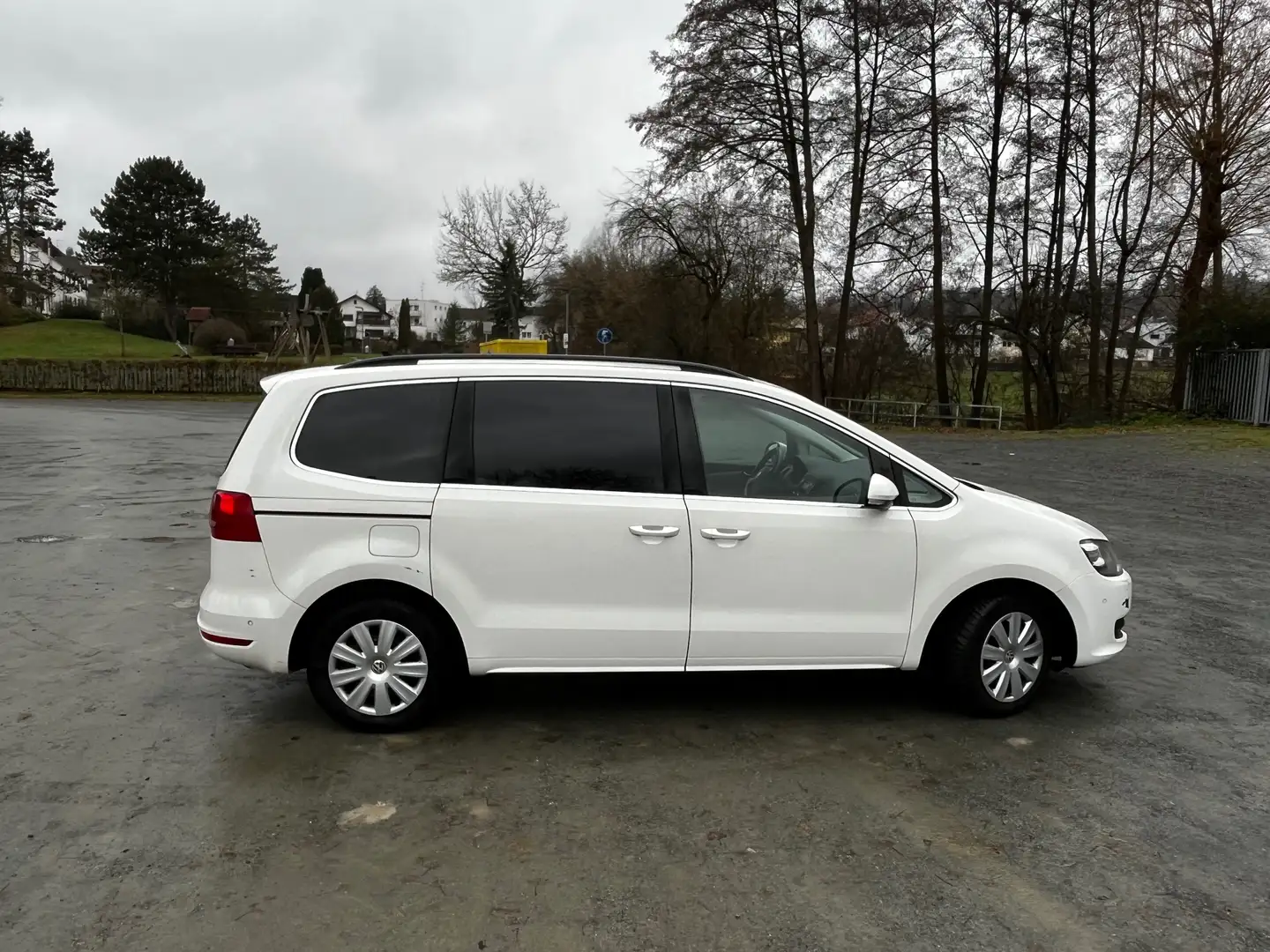 Volkswagen Sharan Sharan 2.0 TDI BlueMotion Technology Comfortline White - 2