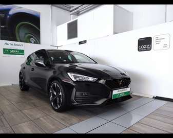 - Leon 1.4 e-HYBRID 204 CV DSG